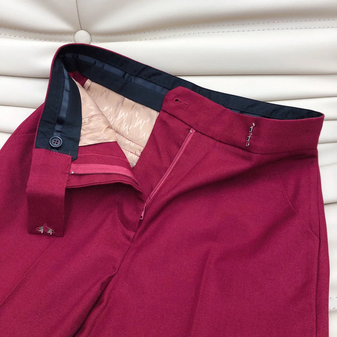 Costume pantalon en laine classique élégant