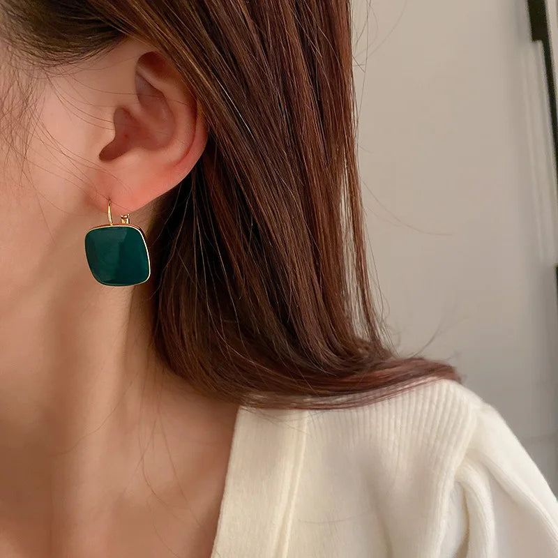 Boucles d'oreilles carrées en émail vintage pour femmes, bijoux géométriques, mode, nouveau, hiver