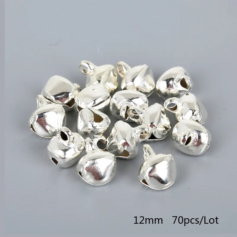 Cloches en fer pour perles argentées en vrac, 50 à 300 pièces/lot, fournitures de fête de Festival, décoration de noël, cadeau, accessoires artisanaux DIY