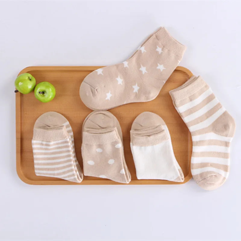 5 paires / lots de chaussettes en coton doux pour enfants garçons filles bébé bande de mode bande chaude automne hiver 0-8 ans chaussettes de dessin animé pour enfants