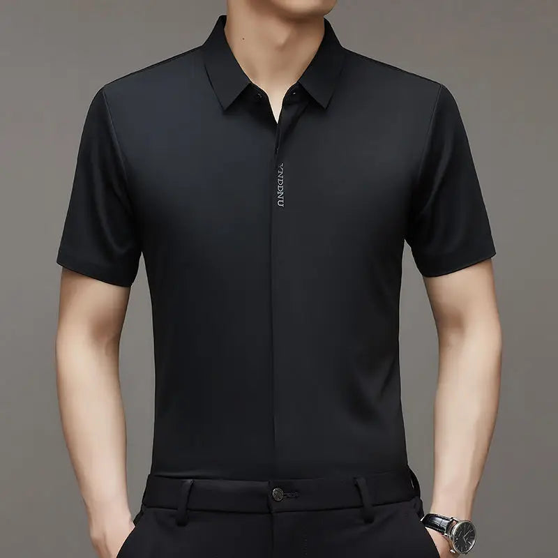 Chemise d'été intelligente et décontractée à manches courtes pour hommes, couleur unie, col carré, boutons brodés, lettre haut de gamme, résistant aux rides