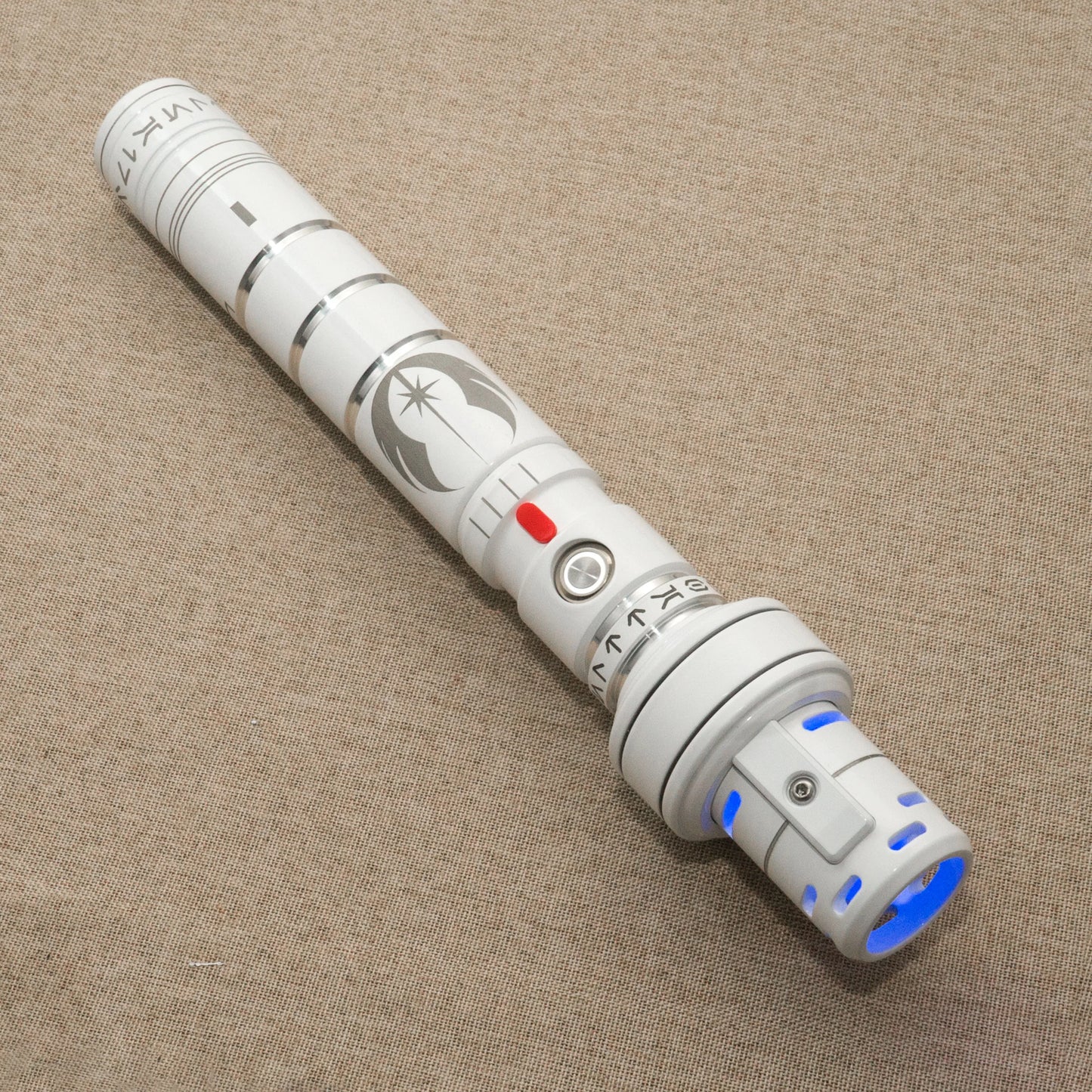 Sabre Laser RGB Neo Pixel Gravé, Swing Lisse, RapDueling, Tout Métal, Alliage d'Aluminium, Anime