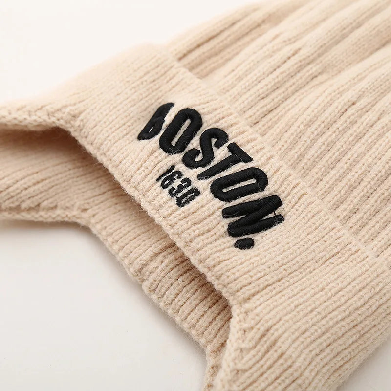 Chapeau en laine avec cache-oreilles brodé pour bébé, bonnet pour tout-petit, protection des oreilles pour enfants, lettre, document solide, chaud, hiver