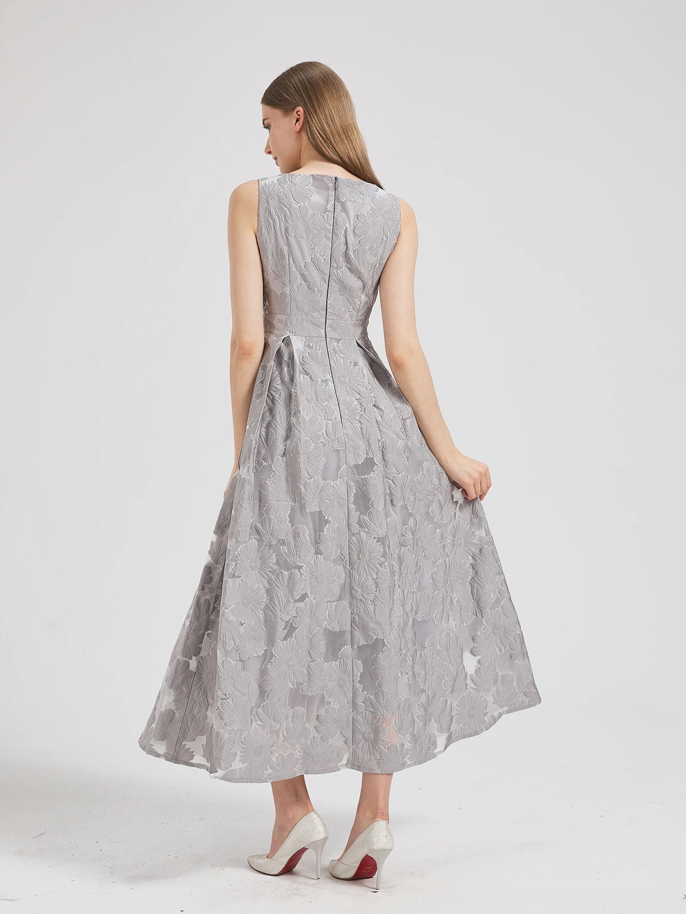 Robe longue élégante en Organza brodée de fleurs pour femmes, nouvelle mode d'été, sans manches, robes de soirée de vacances, de bal, 2024