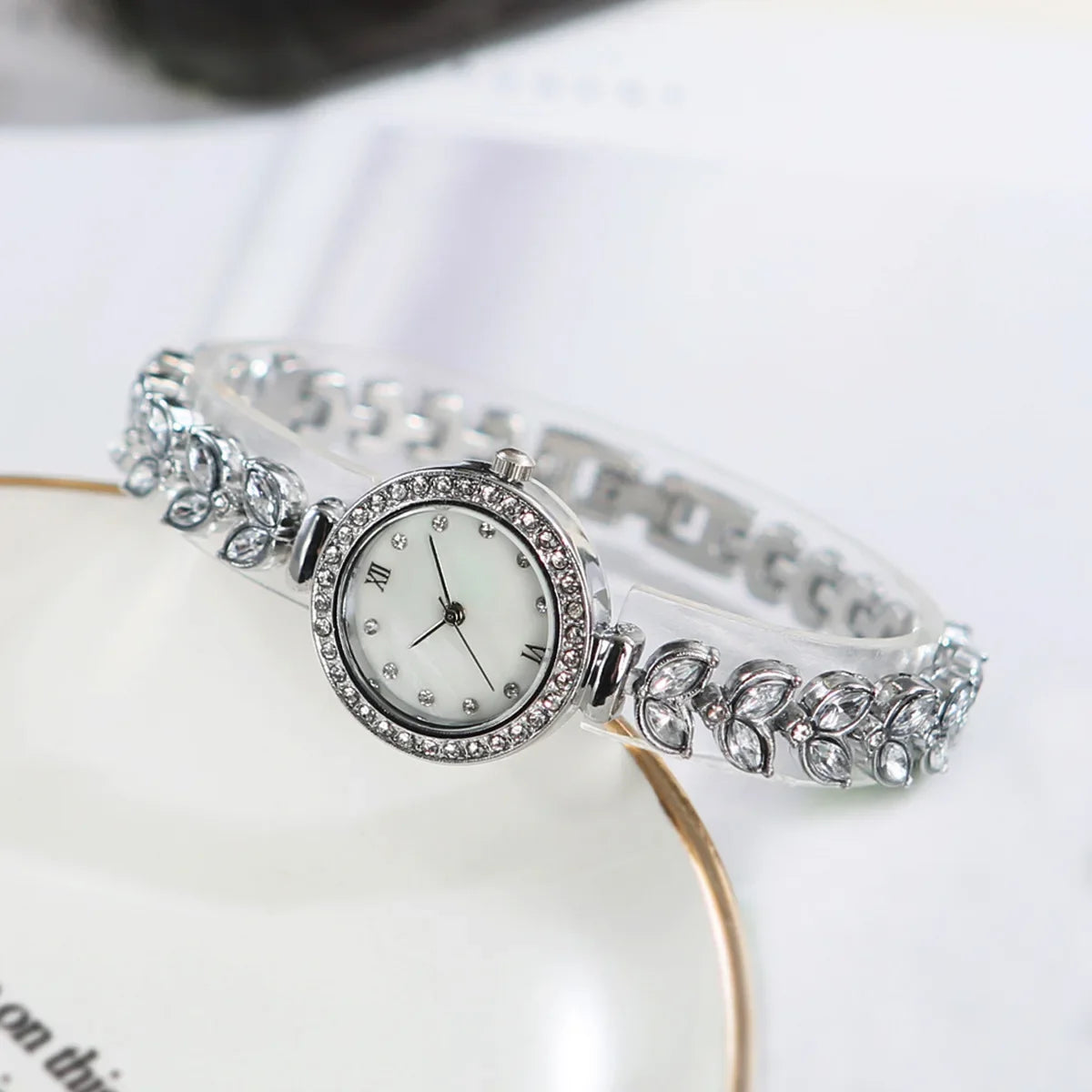 Diamond-Ear-Montres-bracelets à quartz pour femmes,