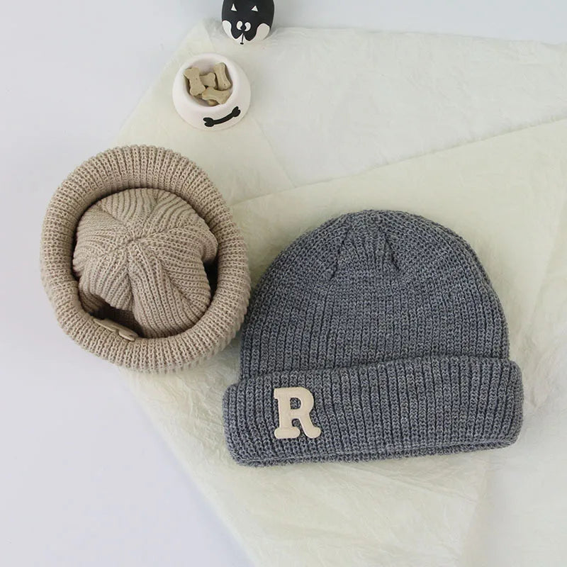 Chaud bébé hiver chapeaux pour enfants bonnet tricoté couleur bonbon R lettre en plein air décontracté enfants filles bonnet chapeau