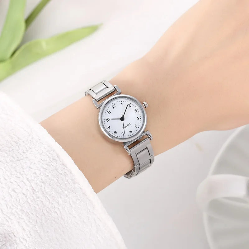 Mode petit cadran femmes montres à Quartz pour femmes Reloj Mujer