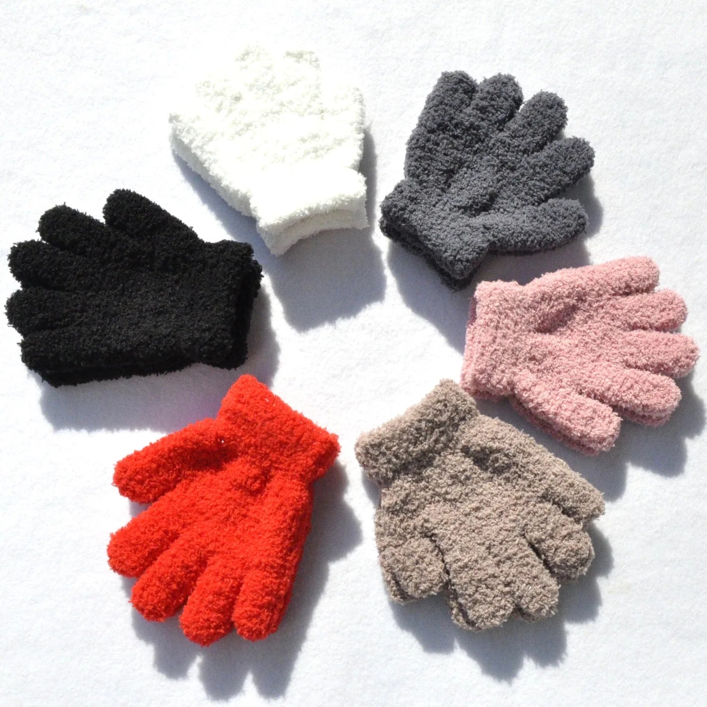 Gants d'hiver en fourrure pour enfants, mitaines à doigts complets, gants doux, garder au chaud, sourire, épais, bébé, enfants de 3 à 6 ans