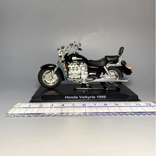 Modèle de moto en alliage moulé sous pression, échelle 1:24, Valkyrie1999, objets de collection, ornements finis, cadeau pour adultes, loisirs et jouets