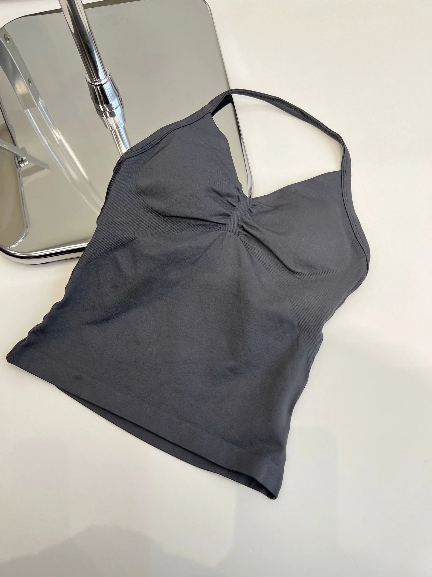 Haut de sport à bretelles palangre, dos nu, Logo personnalisé, vêtements de sport pour femmes, soutien-gorge intégré froissé avec bonnets amovibles, débardeurs de Yoga