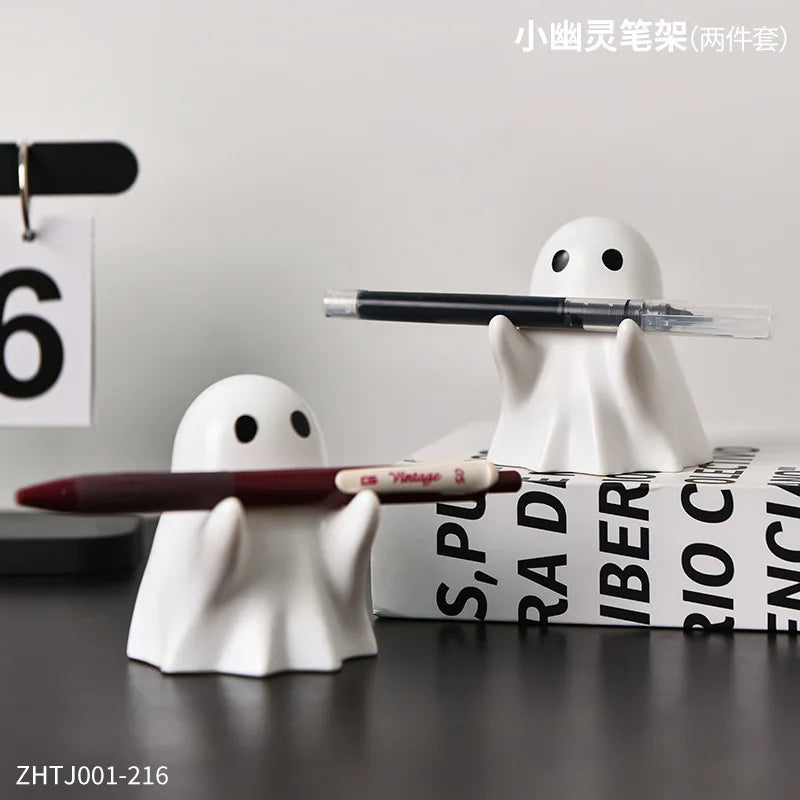 Ornement fantôme porte-stylo mignon d'halloween,