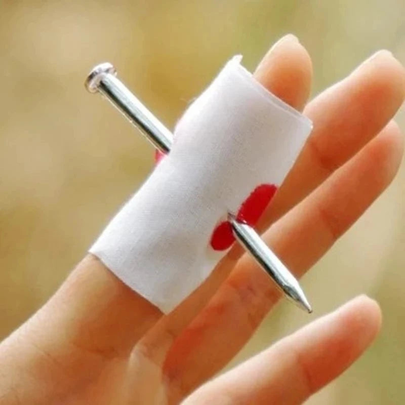 Faux ongles à travers le doigt pour enfants, blagues pratiques, jouets de farce, astuce d'Halloween, gags pour enfants, nouveau