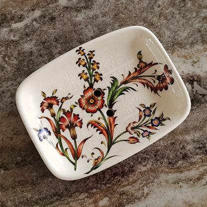 Elegant Ceramic Soap Dish with Drainage - Large, European-Style Bathroom Accessory for Home and Hotel Use