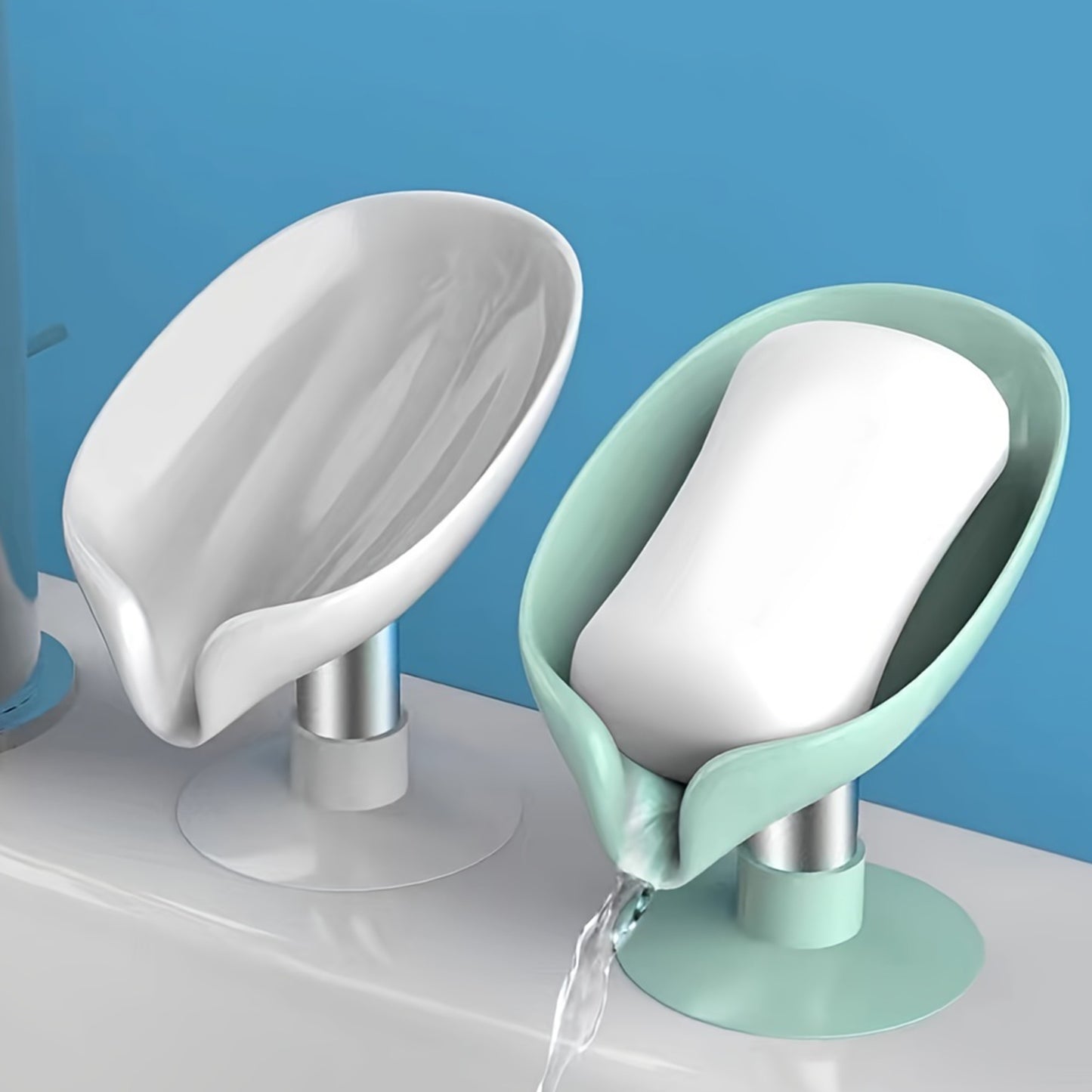 Leaf-Shaped Soap Dish with Drainage, Strong Suction, No Electricity Needed, Enhances Bathroom Decor, Keeps Soap Dry - Green/Gray