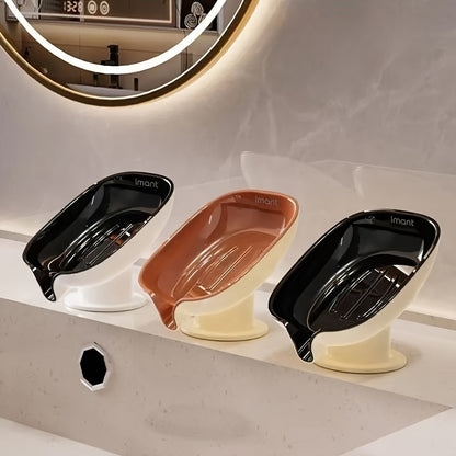 Elegant Oval Soap Dish - Durable Plastic, Self-Draining Design for Bathroom Use