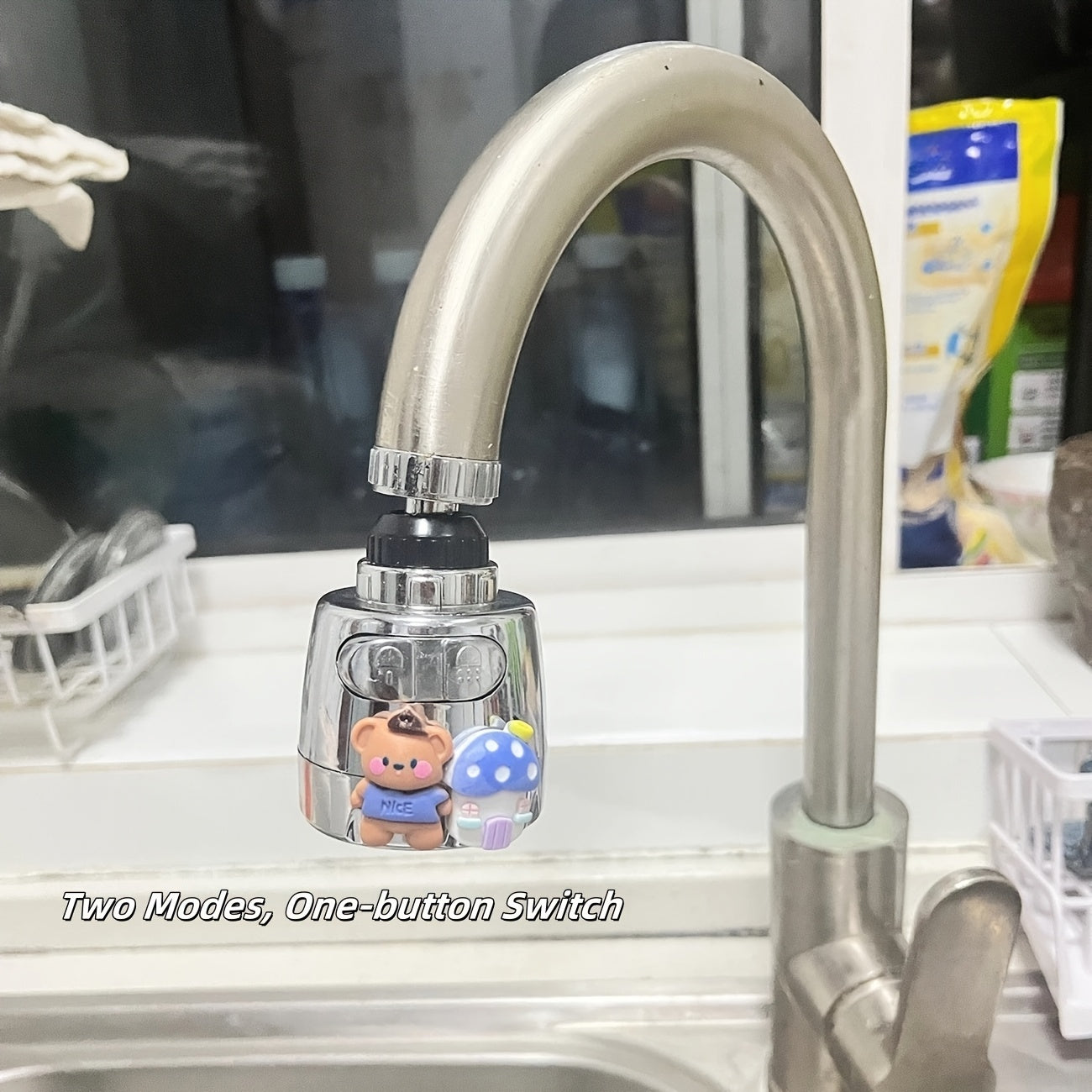 Anti-Splash Faucet Splash Guard with Rotating Spout - Splash-Proof Kitchen Faucet Extender, Sink Connector, Easy Installation for Bathroom or Kitchen Sink, Modern Faucet Attachment Compatible with Standard Pipes, Kitchen Sink