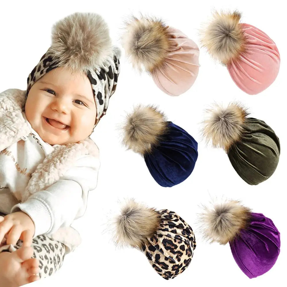 Chapeau boule de fourrure en tissu velours solide pour enfants garçons filles bébé accessoires de photographie grand pompon nœud supérieur automne hiver oreille bonnet chaud
