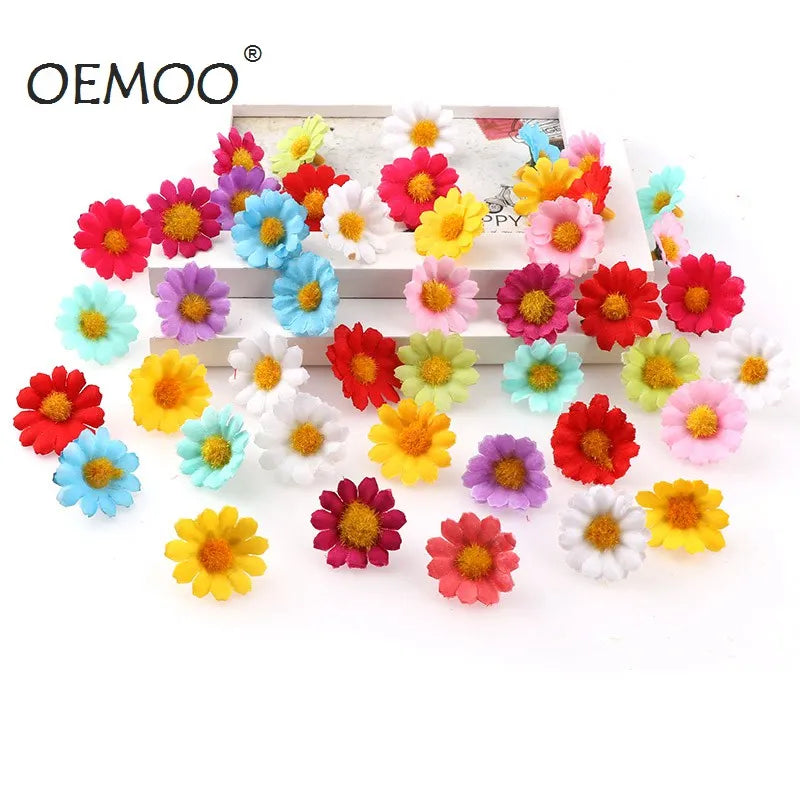 100 PC/lot 2.5 cm Mini marguerite fleur décorative fleurs artificielles en soie décoration de fête de mariage décor à la maison (sans tige) moins cher
