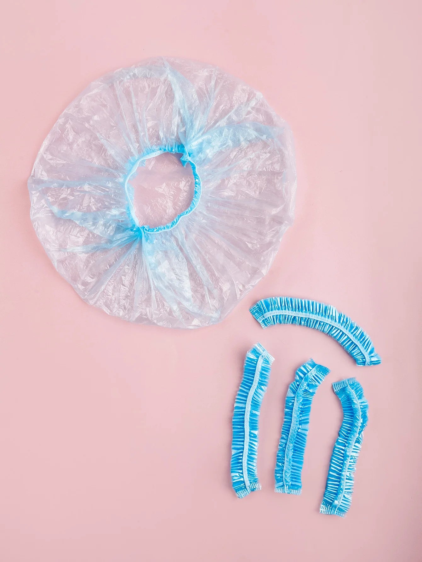 Bonnet de douche jetable 100 pièces, bande en plastique transparente, bonnet de beauté et de cheveux imperméable, agrandi et épaissi pour hôtels