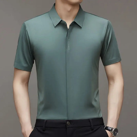 Chemise d'été intelligente et décontractée à manches courtes pour hommes, couleur unie, col carré, boutons brodés, lettre haut de gamme, résistant aux rides