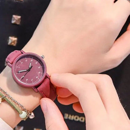 Women Luxury Quartz Watch PU Leather Strap Watches Waterproof Round Retro Bracelet Watch Ladies Girls Wristwatch