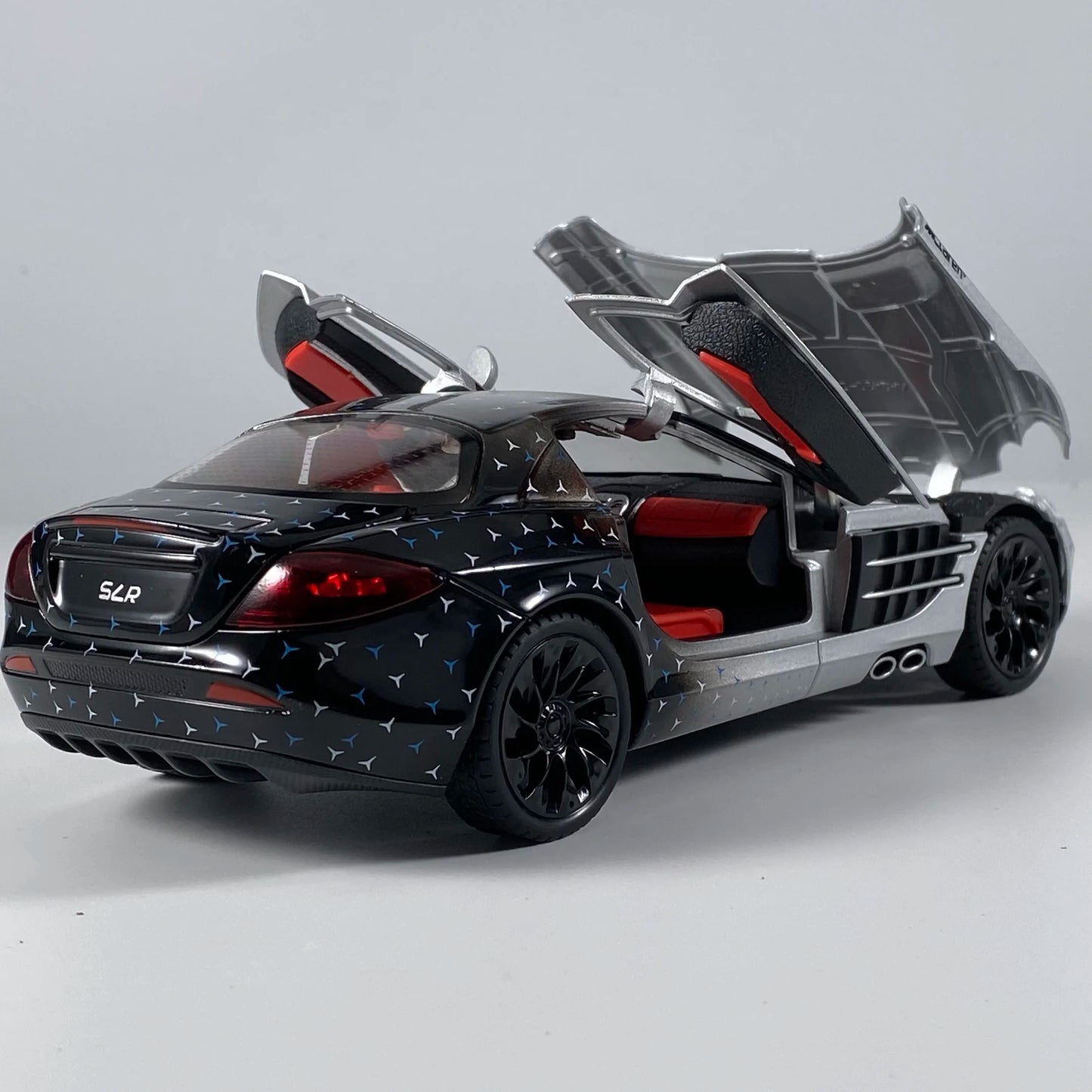 1:24 Benz SLR McLaren 722 AMG Super voiture de sport alliage métal moulé sous pression modèle de voiture son et lumière retirer enfants jouets voiture anniversaire