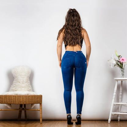Shascullfites mélodie taille moyenne Super Stretch jean moulant maman jean bleu foncé tirer sur jambe droite Bum levage jegging femmes