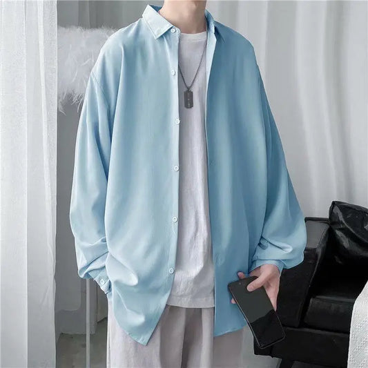 Chemise décontractée de style Hong Kong pour hommes, haut minimaliste, col rabattable, document solide, léger, printemps, été, 2024