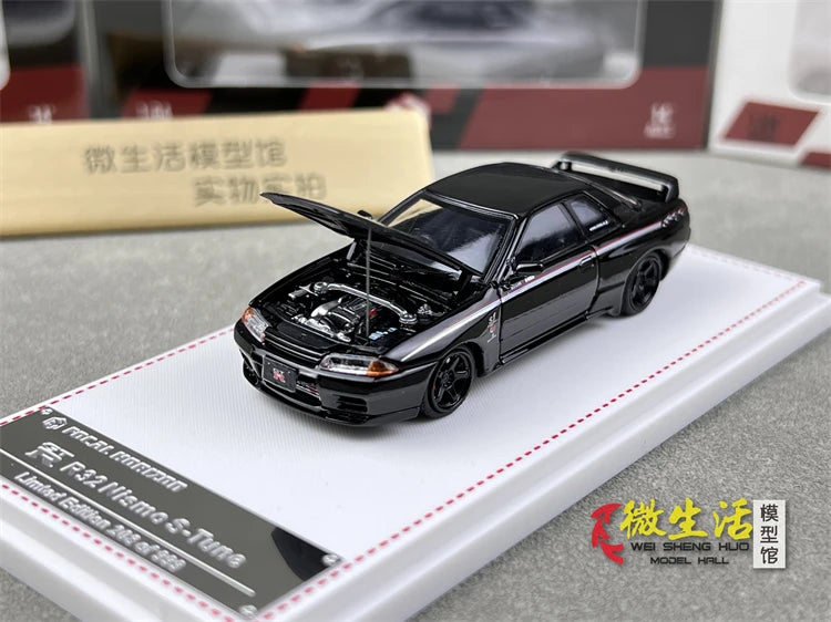 Stock 1:64 GTR R33 400R Skyline R32 R35 modèle de voiture moulée sous pression en alliage, jouet pour adolescents, à collectionner, cadeau d'anniversaire pour enfants.