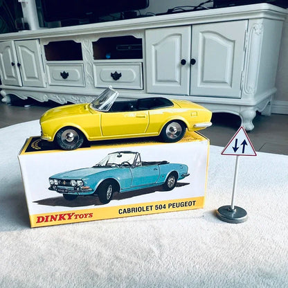 Dinky Cabriolet 1/43 en alliage moulé sous pression, modèle de voiture de sport Convertible 504, affichage en métal, véhicule classique, jouet de Collection pour adultes