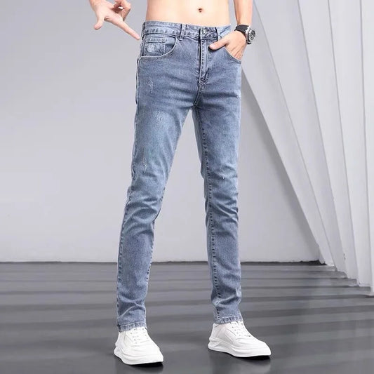 2025 été jean de couleur claire hommes à la mode marque jeunesse Slim-fit élastique Pantalon coréen pantalons longs Streetwear hommes Pantalon Homme