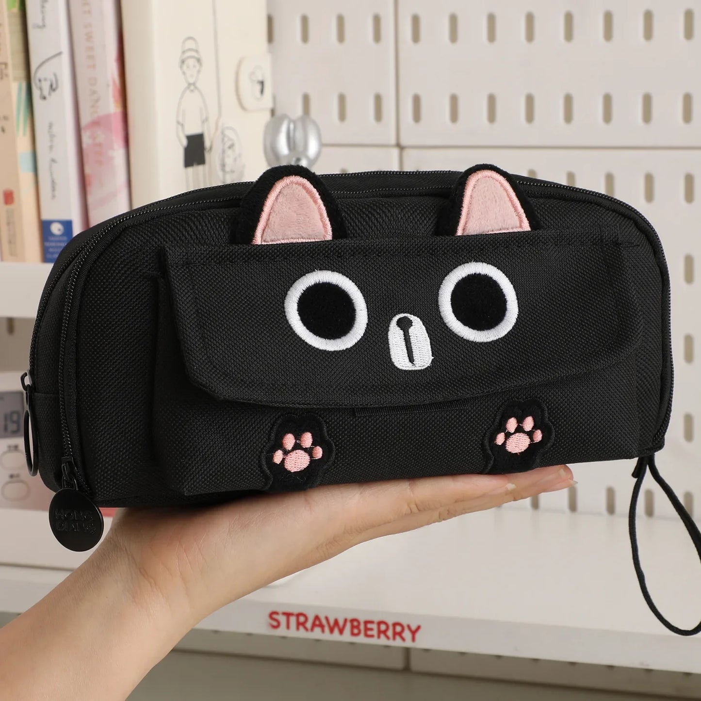 Trousse à crayons brodée chat noir