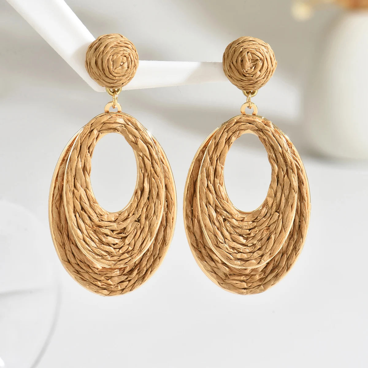 Boho tendance fait à la main Double couche ovale en raphia boucles d'oreilles pour les femmes élégant rotin tricot boucles d'oreilles bijoux d'été cadeaux