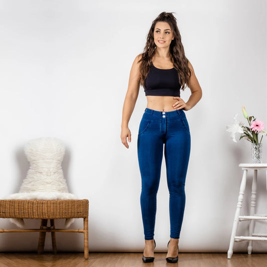 Shascullfites mélodie taille moyenne Super Stretch jean moulant maman jean bleu foncé tirer sur jambe droite Bum levage jegging femmes
