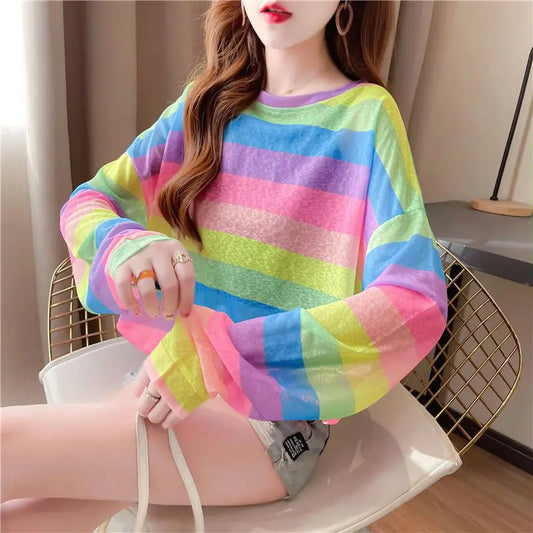 Pull à manches longues rayé arc-en-ciel pour femmes, protection solaire d'été, haut léger, maille surdimensionnée, chemise polyvalente pour climatisation