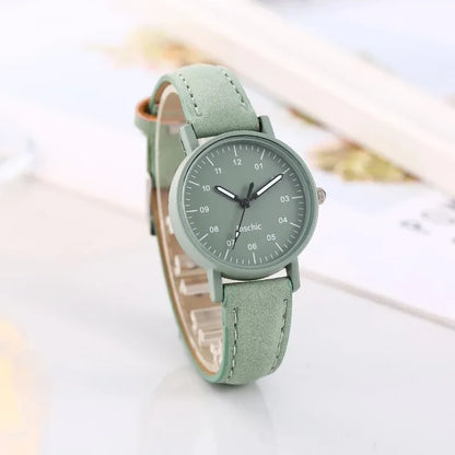 Women Luxury Quartz Watch PU Leather Strap Watches Waterproof Round Retro Bracelet Watch Ladies Girls Wristwatch