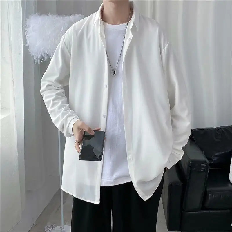 Chemise décontractée de style Hong Kong pour hommes, haut minimaliste, col rabattable, document solide, léger, printemps, été, 2024