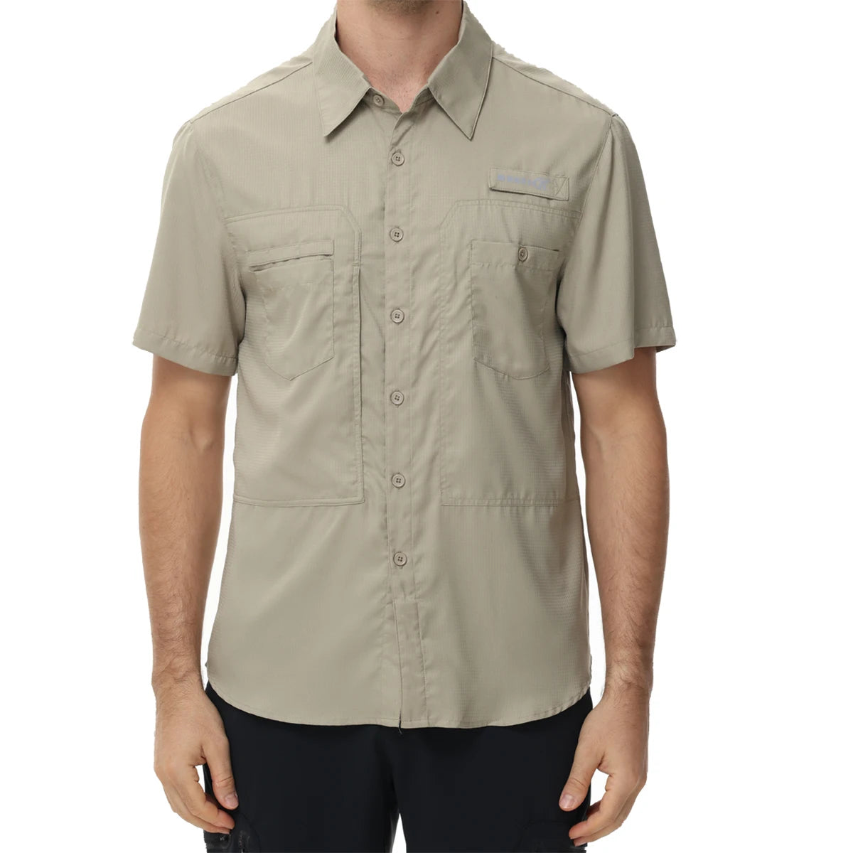 Chemises de pêche à manches courtes UPF 50+ pour hommes Protection solaire Chemise de travail de randonnée respirante Chemise boutonnée décontractée avec poche