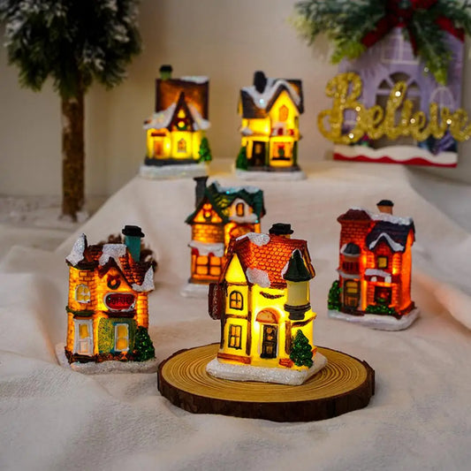 Ornement de maison lumineuse de noël, éclairage chaud romantique, artisanat en résine, couverture de neige LED pour bureau, décoration de maison, Statue de Festival