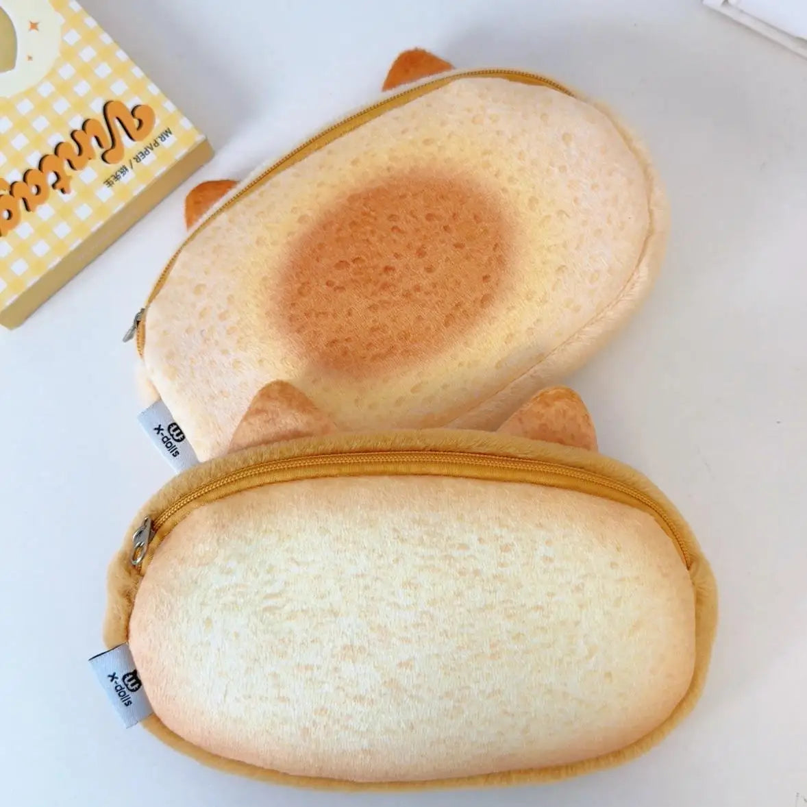 Trousse à crayons en peluche mignonne,