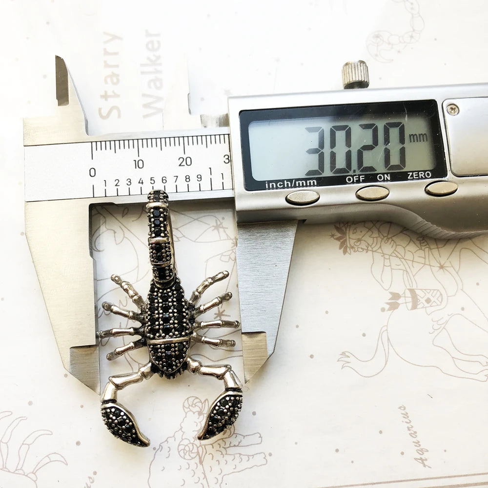 Pendentif Scorpion noir, flambant neuf, bijoux à la mode européenne, accessoires en argent Sterling 925, cadeau pour femmes et hommes rebelle