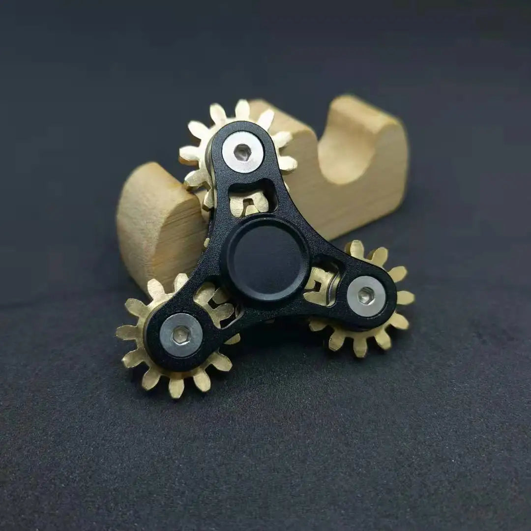 Nouveau design engrenage doigt gyroscope rotor tout en cuivre Fidget neuf dents liaison EDC alliage métallique rotor focalisation décompression jouet