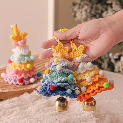 Arbre de Noël Ornement de voiture Arbre de Noël tricoté à la main Cadeau Ornement créatif Décoration de la maison Cadeau de Noël Cadeau d’anniversaire