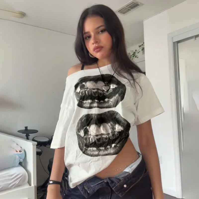 Rue hip hop style bouche impression simple épaule lâche t-shirt style décontracté été contraste couleur mince sexy hors épaule vêtements