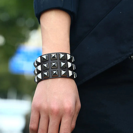 Nouveau Punk Hip-Hop gothique Bracelet à ongles Rivets décontracté Couple Bracelet fête nouvel an noël saint valentin cadeau d'anniversaire