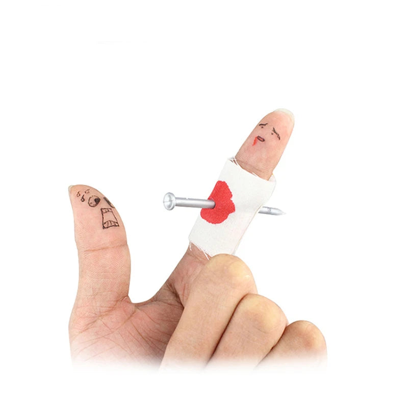 Faux ongles à travers le doigt pour enfants, blagues pratiques, jouets de farce, astuce d'Halloween, gags pour enfants, nouveau