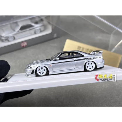 Stock 1:64 GTR R33 400R Skyline R32 R35 modèle de voiture moulée sous pression en alliage, jouet pour adolescents, à collectionner, cadeau d'anniversaire pour enfants.