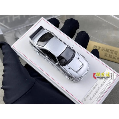 Stock 1:64 GTR R33 400R Skyline R32 R35 modèle de voiture moulée sous pression en alliage, jouet pour adolescents, à collectionner, cadeau d'anniversaire pour enfants.