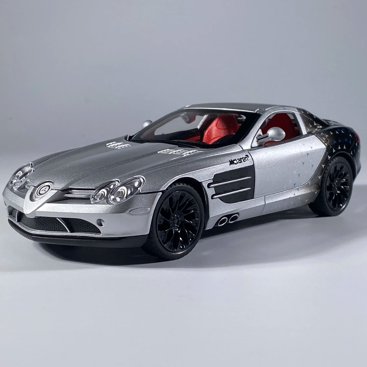 1:24 Benz SLR McLaren 722 AMG Super voiture de sport alliage métal moulé sous pression modèle de voiture son et lumière retirer enfants jouets voiture anniversaire