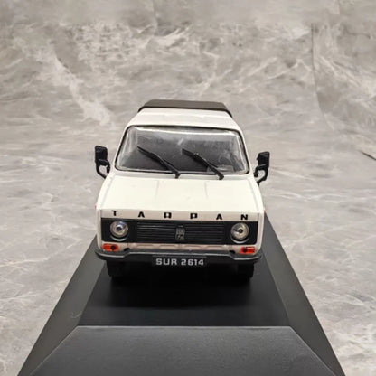 Moulé sous pression 1/43 échelle européenne TARPAN 237 pick-up alliage émulation voiture délicatesse modèle statique jouet cadeau affichage